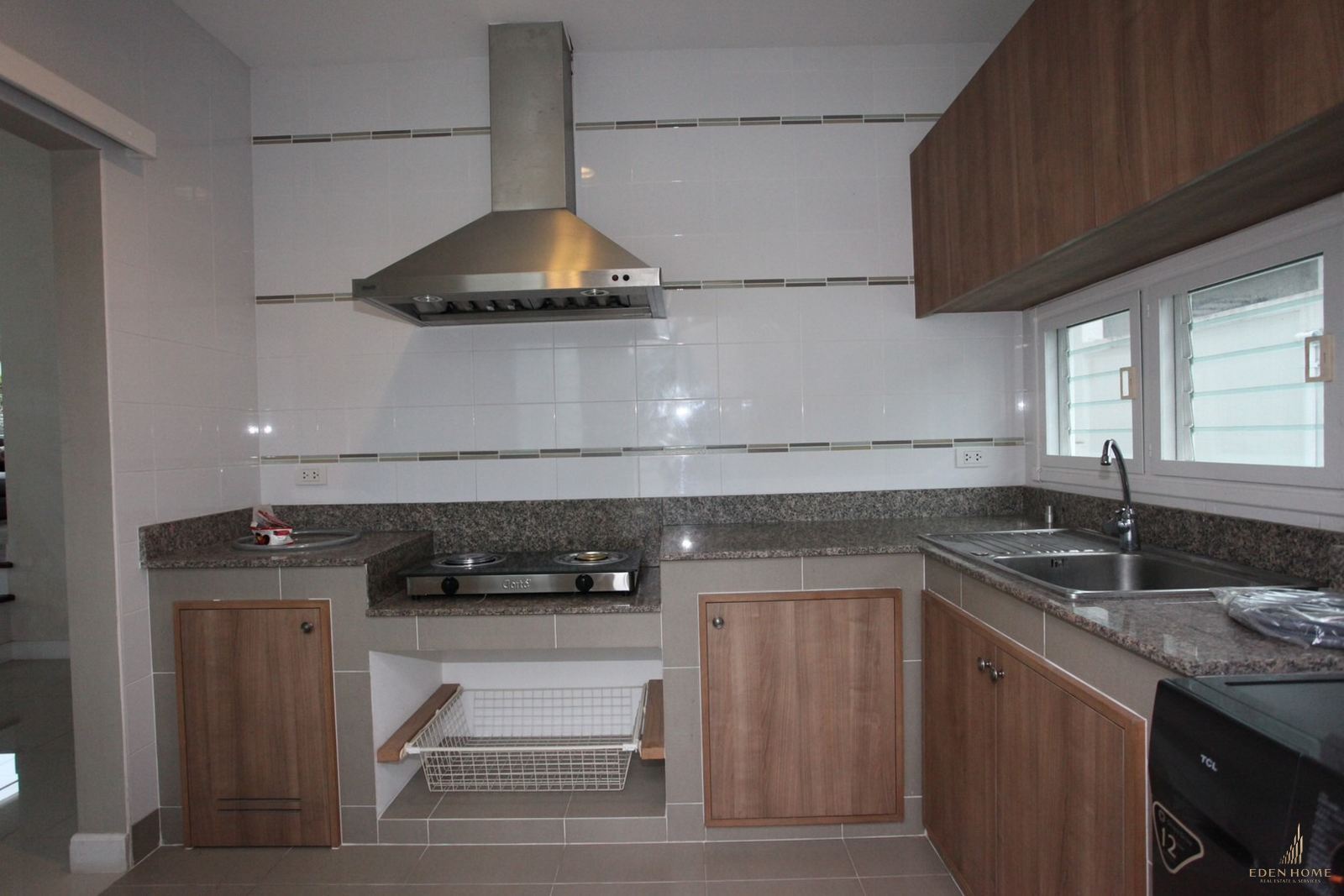 Ready to move in! Nice house with a pool in Chalong