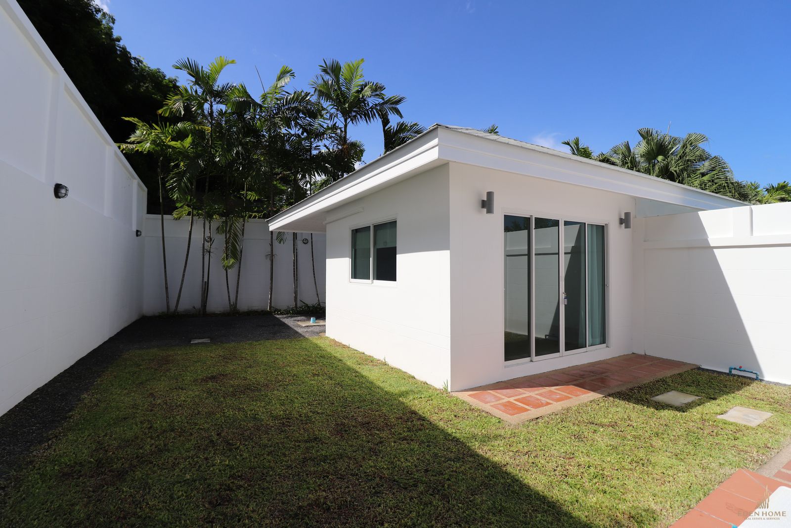 Spacious 3 bedrooms villa for sale at Paklok