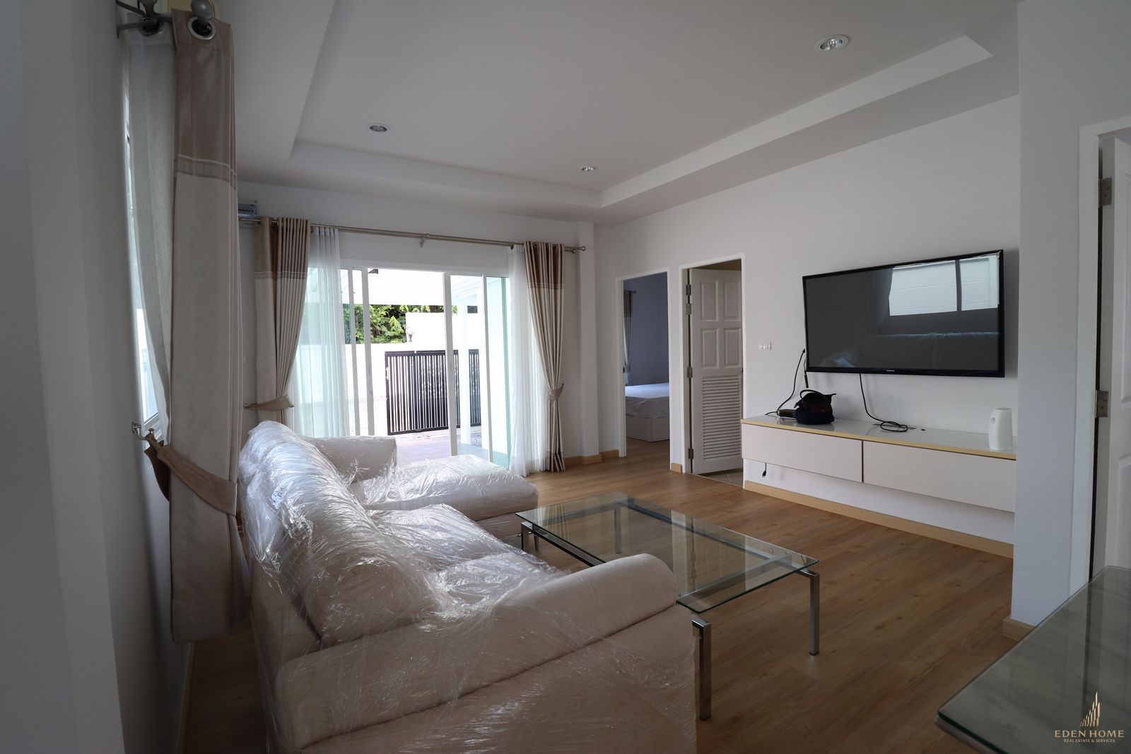 Spacious 3 bedrooms villa for sale at Paklok