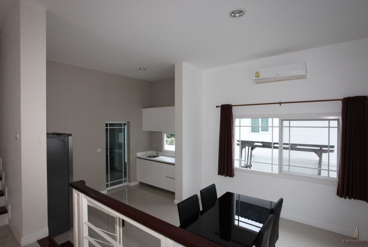 Ready to move in! Nice house with a pool in Chalong