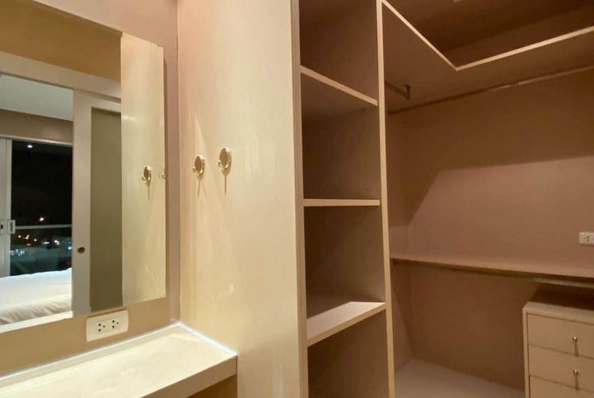 3 bedrooms Penthouse for sale at Phuket town
