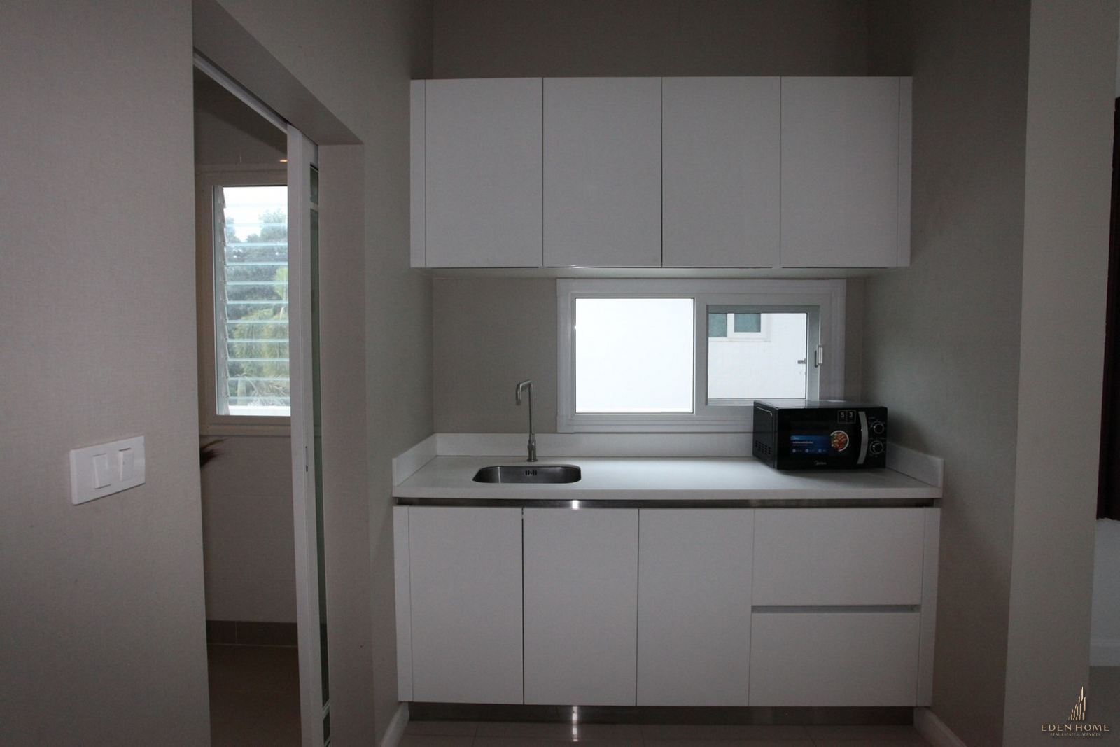 Ready to move in! Nice house with a pool in Chalong