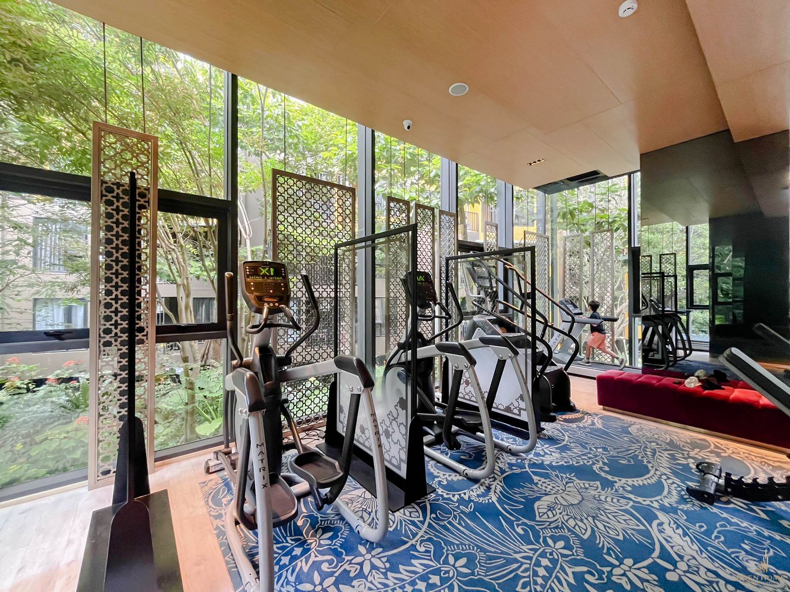 1 Bedroom for rent and sale near Central Phuket