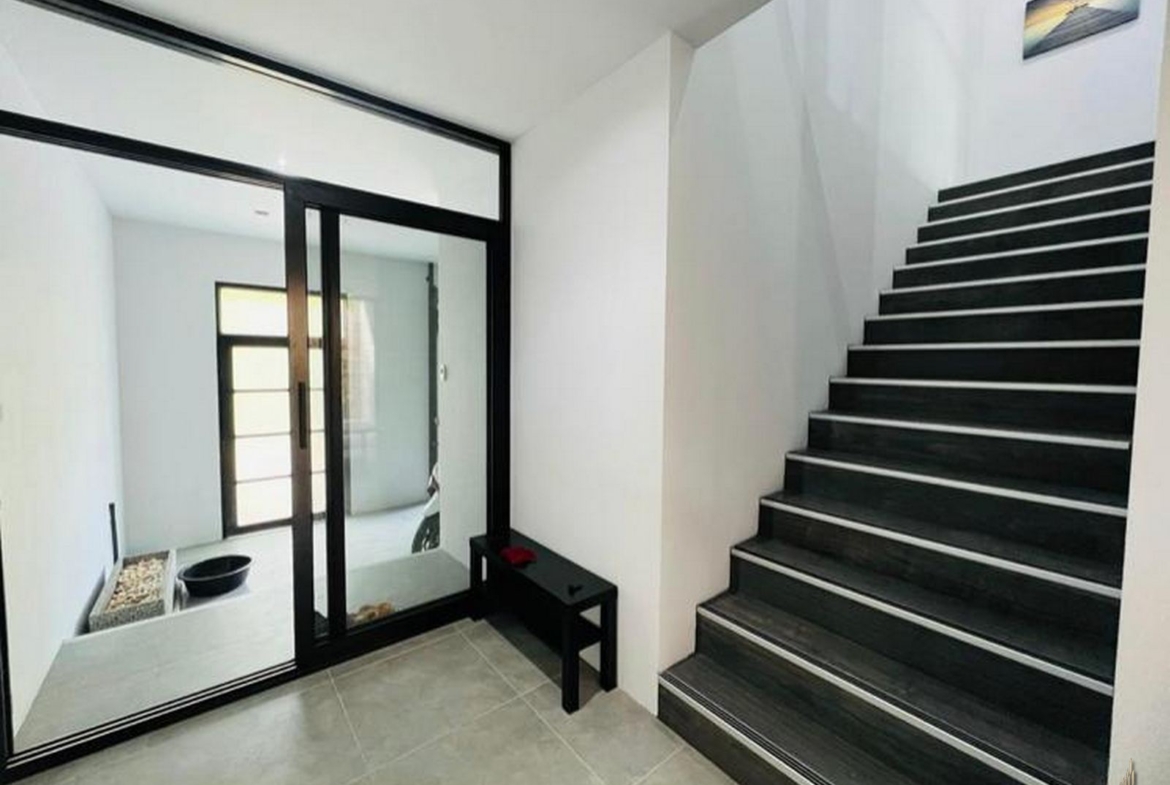 Modern Contemporary Pool Villa at Rawai for rent
