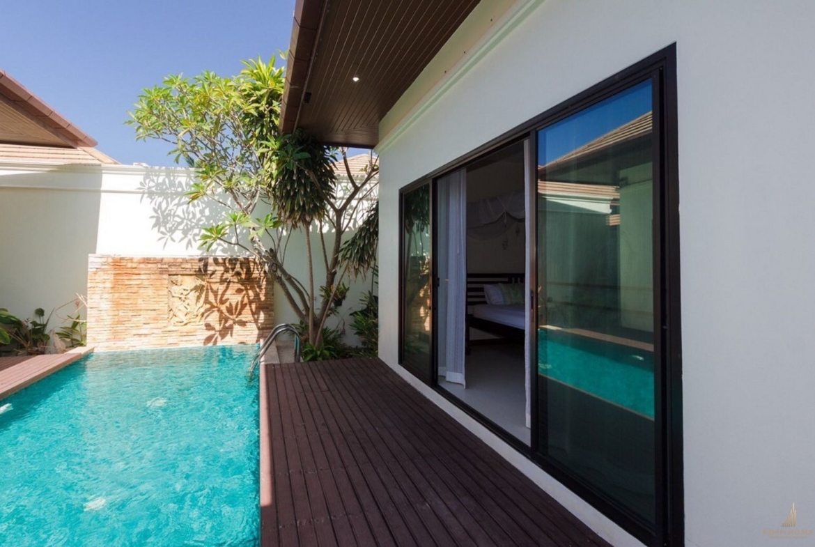 3 bedrooms villa for rent at Rawai