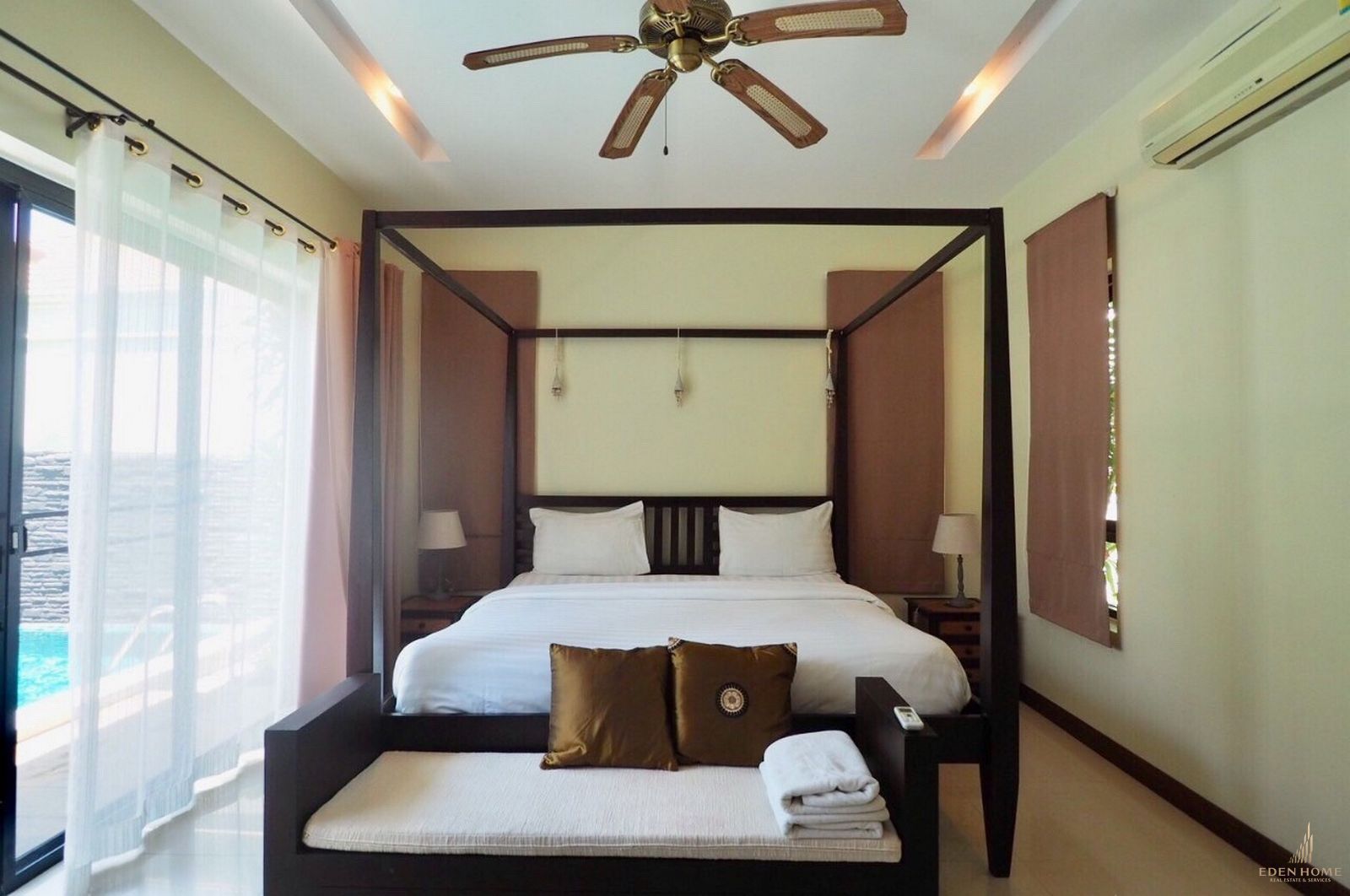 3 bedrooms villa for rent at Rawai