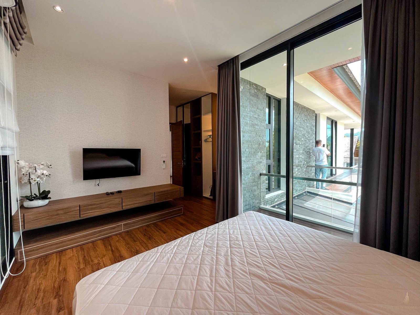 Modern Villa for Rent and Sale in Koh Keaw