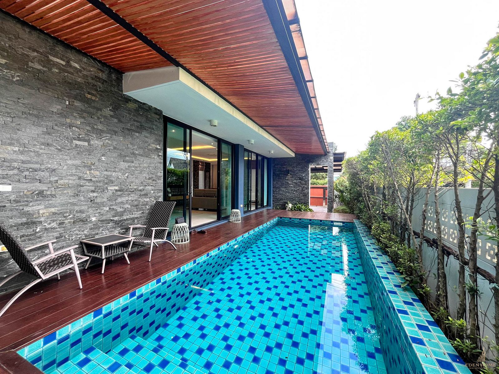 Modern Villa for Rent and Sale in Koh Keaw