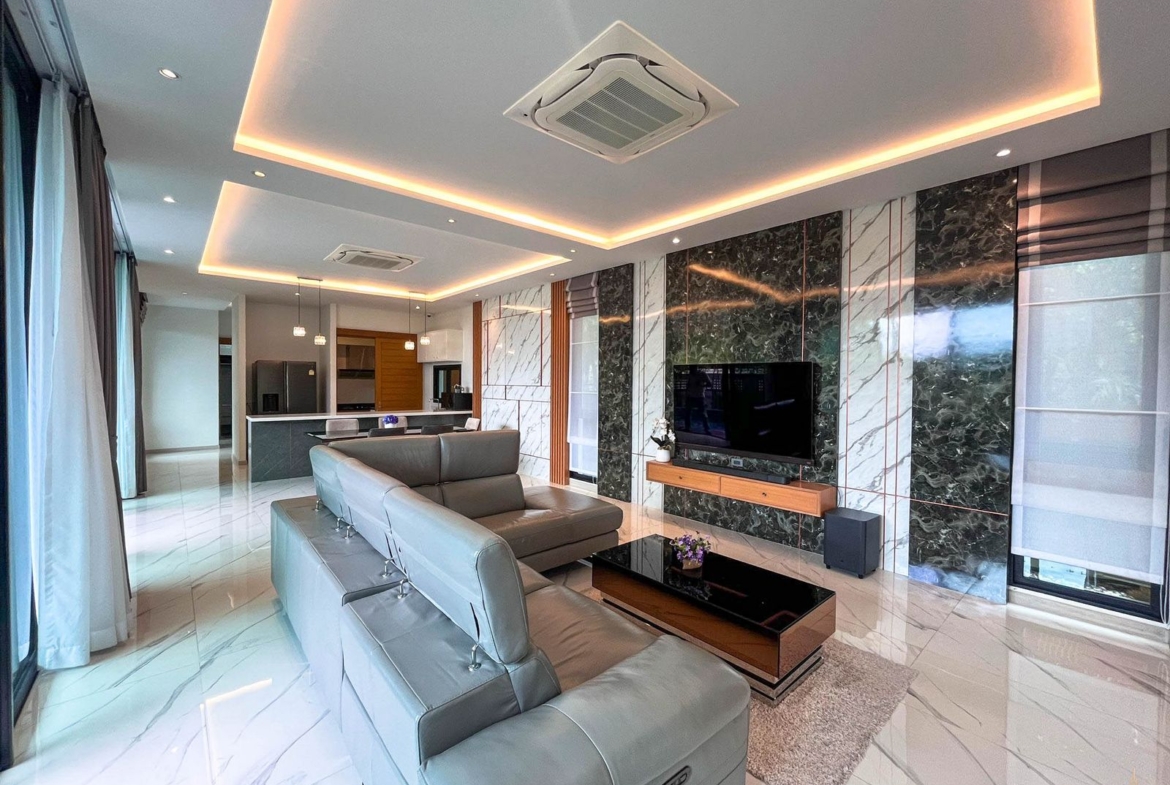Modern Villa for Rent and Sale in Koh Keaw