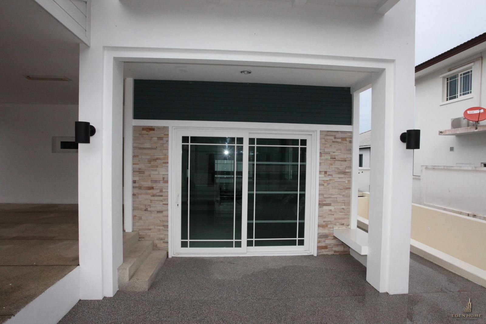 Ready to move in! Nice house with a pool in Chalong