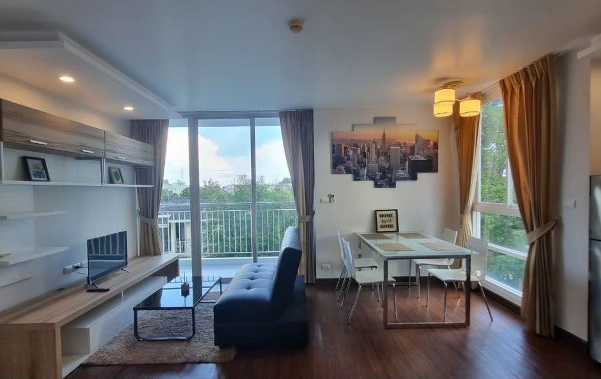 2 Bedrooms for rent in Phuket town