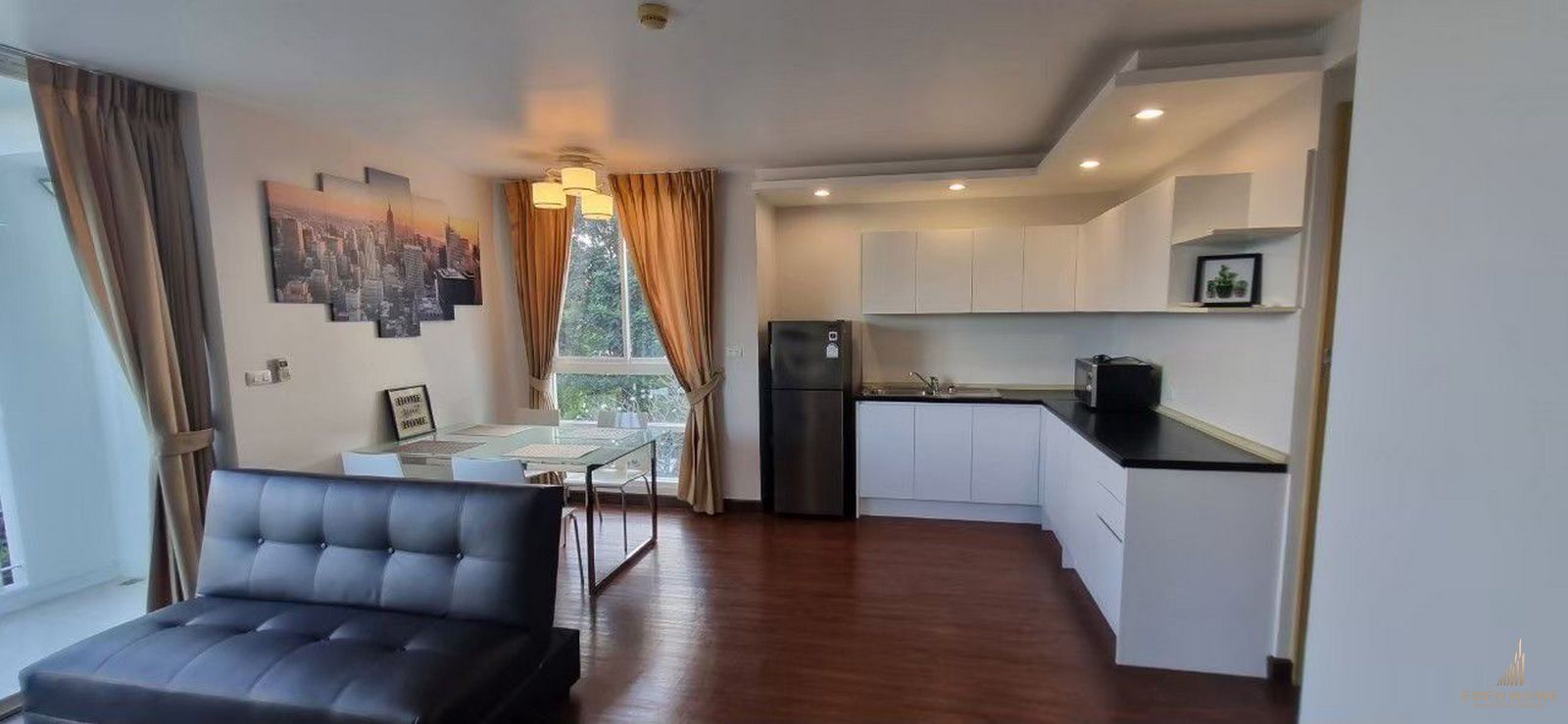 2 Bedrooms for rent in Phuket town