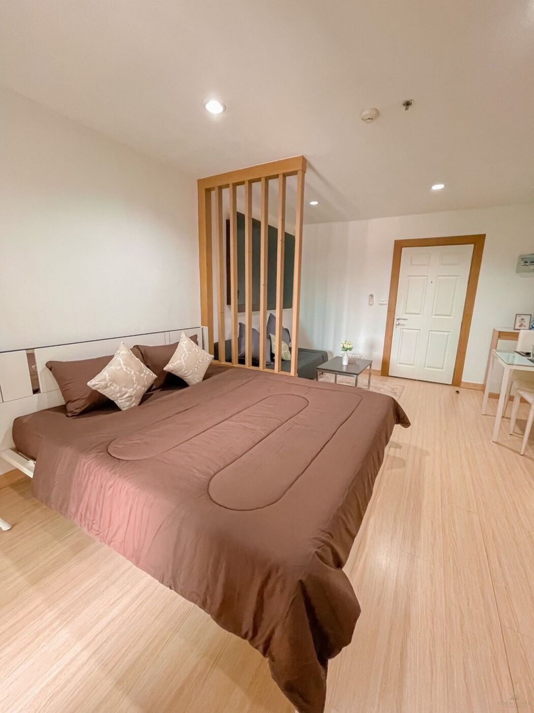 A newly furnished Condo for rent at Phuket town
