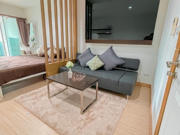 A newly furnished Condo for rent at Phuket town