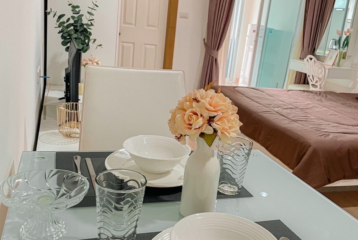 A newly furnished Condo for rent at Phuket town