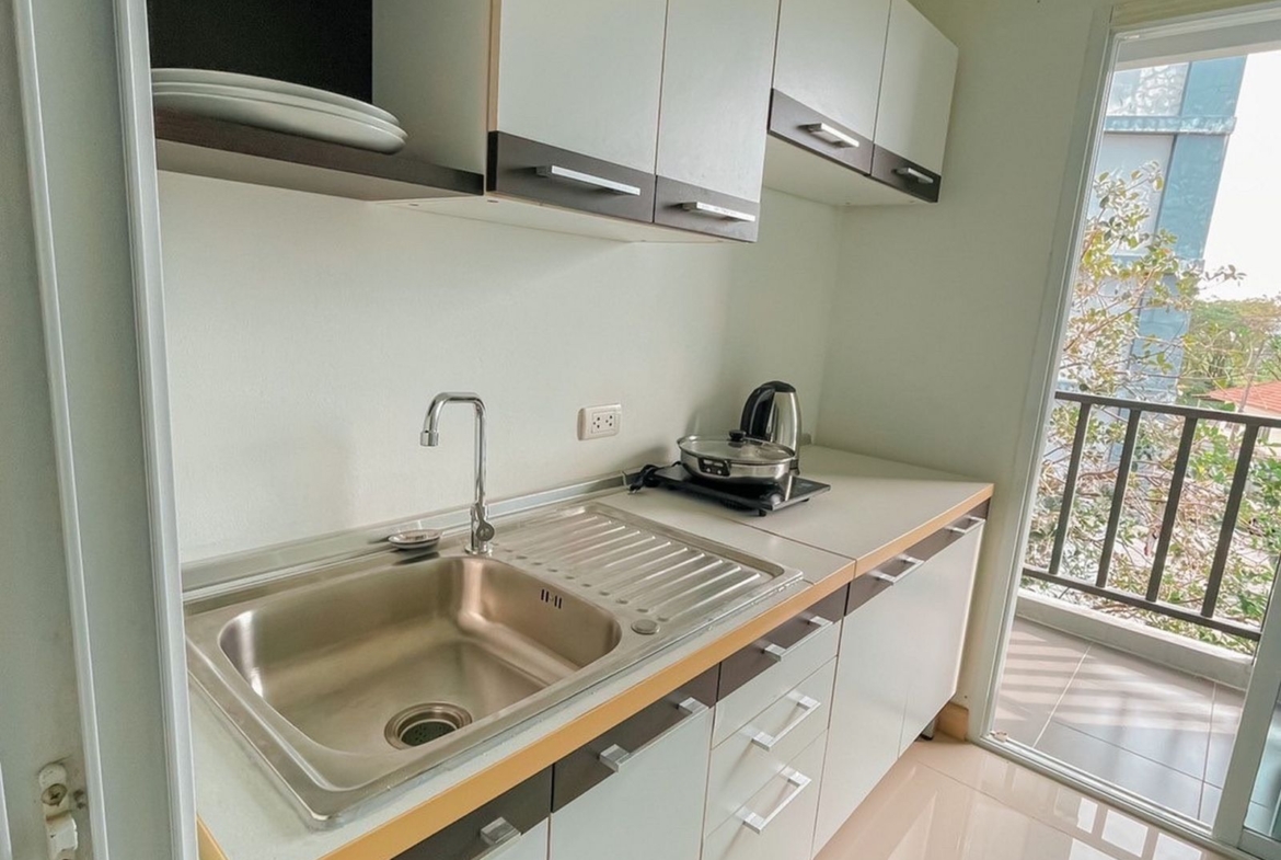 A newly furnished Condo for rent at Phuket town