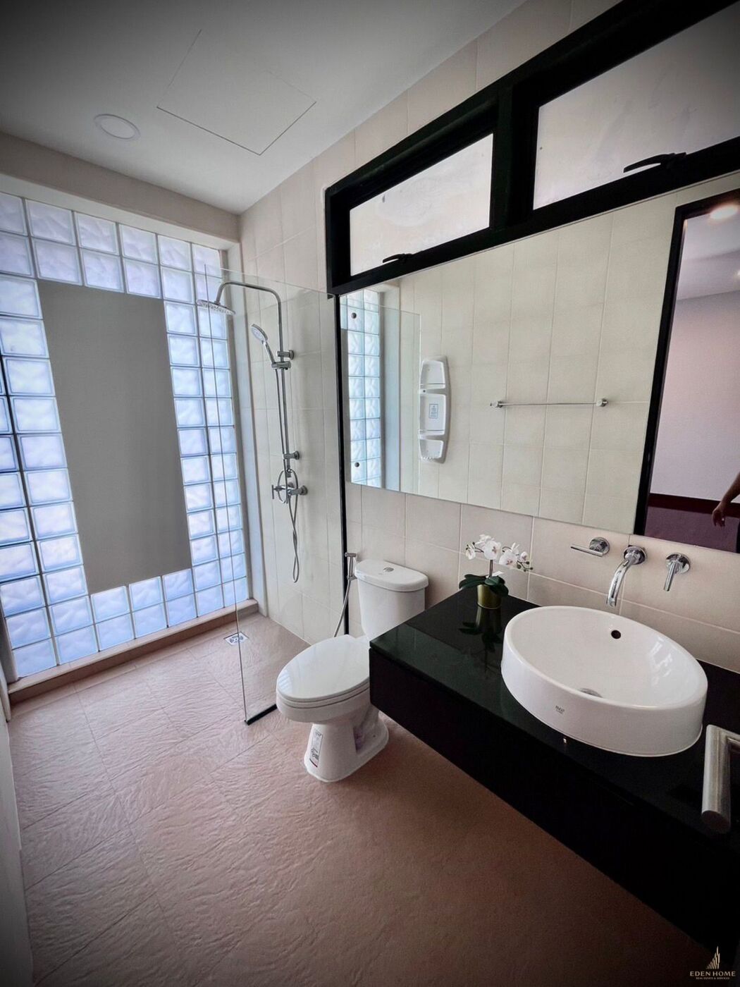 3 bedrooms villa for rent and sale in Kathu