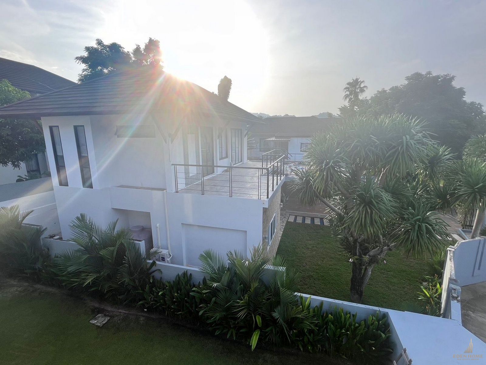 3 bedrooms villa for rent and sale in Kathu
