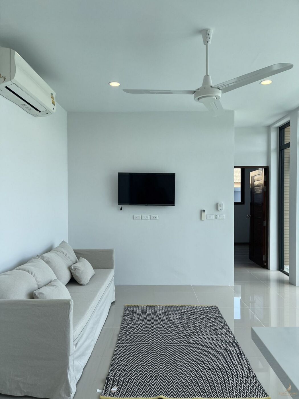New Pool Villa in Paklok for sale
