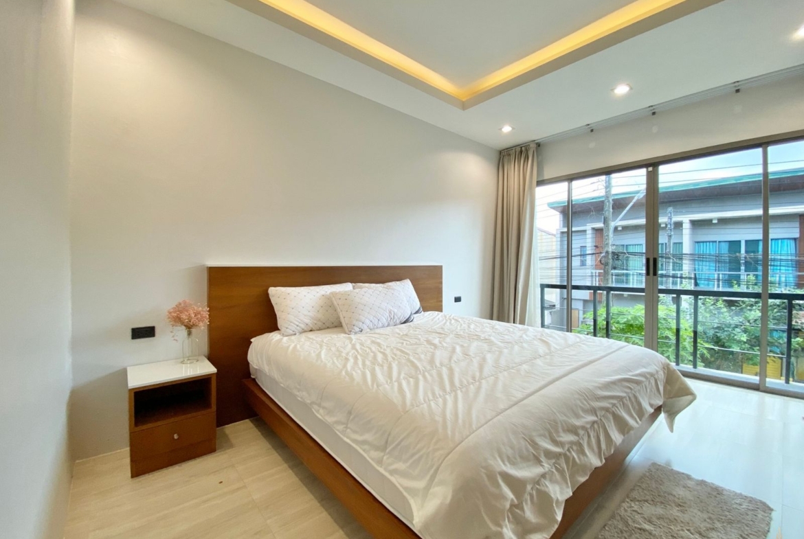 House for sale in Chalong