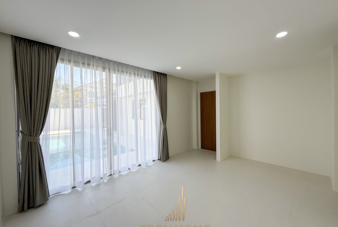🏛️ Luxury Pool Villa at Siwalee 2 Chalong – By Land and Houses