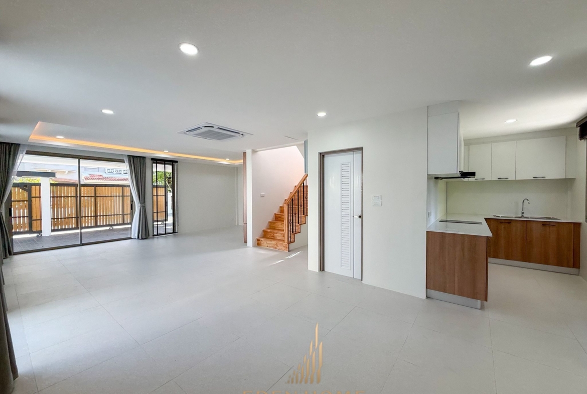 🏛️ Luxury Pool Villa at Siwalee 2 Chalong – By Land and Houses