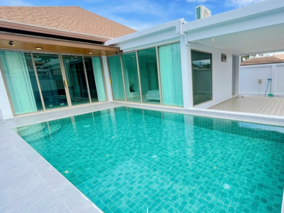 🏰 THE PEAK OF LUXURY | EXCLUSIVE POOL VILLA IN RAWAI ⛰️