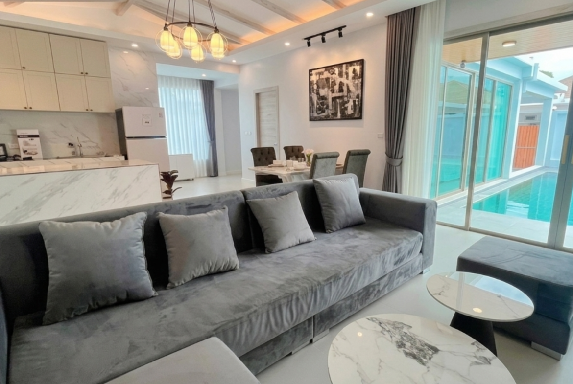 🏰 THE PEAK OF LUXURY | EXCLUSIVE POOL VILLA IN RAWAI ⛰️