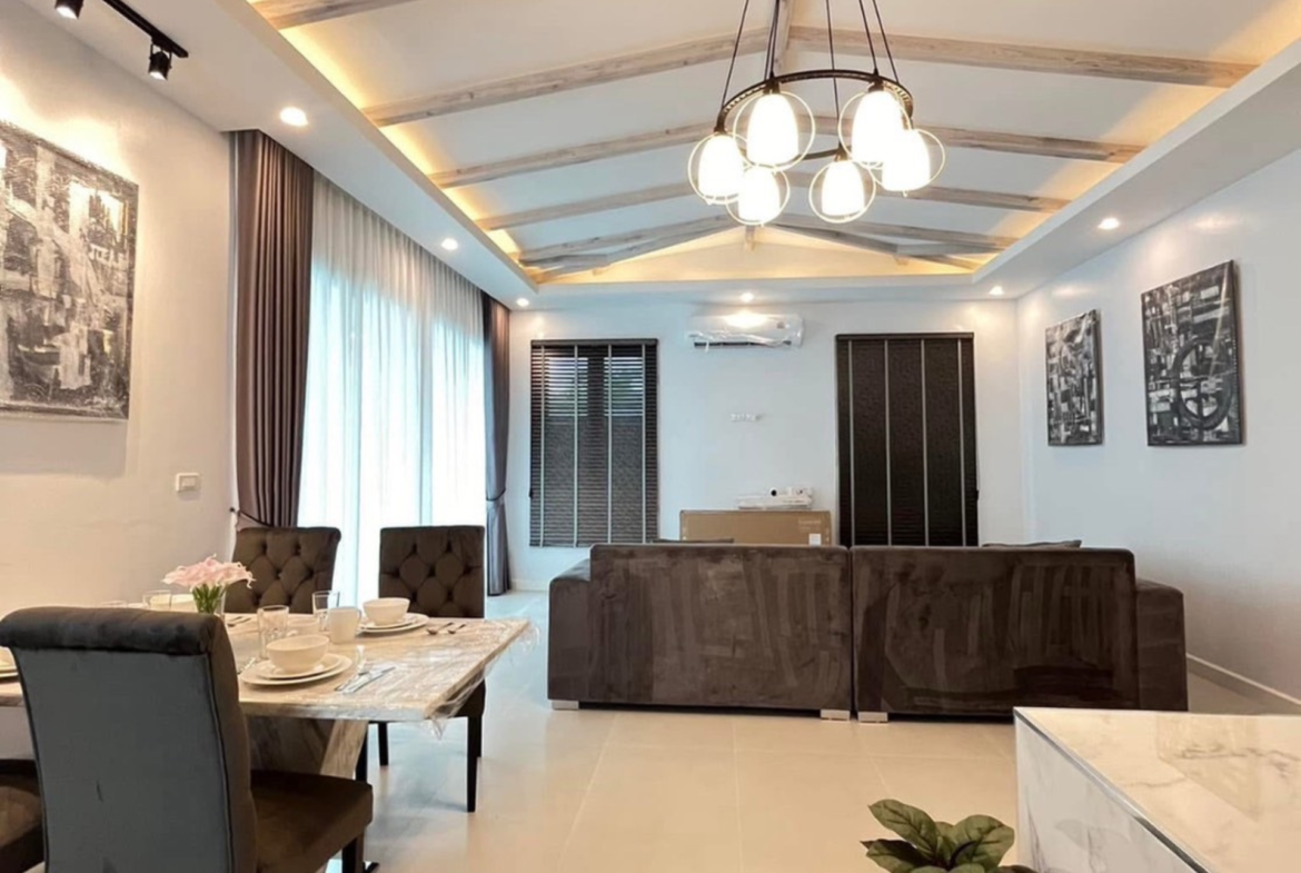 🏰 THE PEAK OF LUXURY | EXCLUSIVE POOL VILLA IN RAWAI ⛰️
