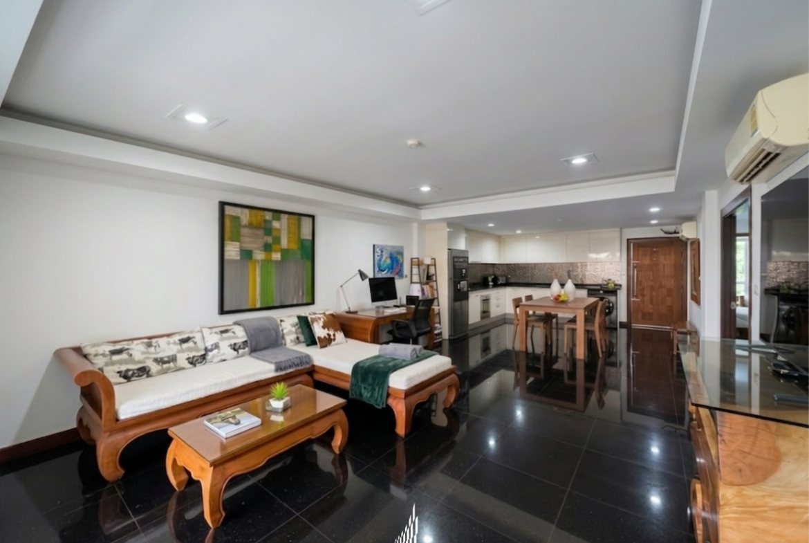 🪵 NORTHERN CHARM IN RAWAI | EXPANSIVE 2BR RESIDENCE 🍂
