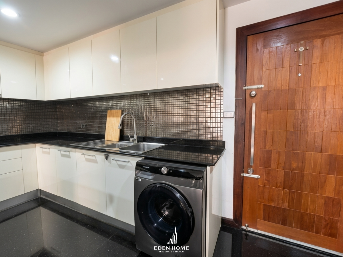 🪵 NORTHERN CHARM IN RAWAI | EXPANSIVE 2BR RESIDENCE 🍂
