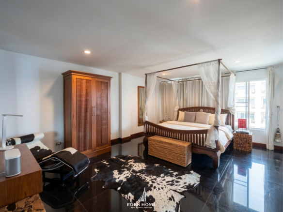 🪵 NORTHERN CHARM IN RAWAI | EXPANSIVE 2BR RESIDENCE 🍂