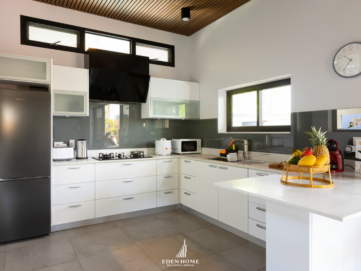 🏡 RARE DUAL-VILLA ESTATE | HIGH-YIELD INVESTMENT 💰