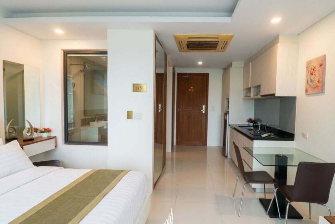 🌴 JAPANDI JEM AT TREE CONDO | DIRECT POOL ACCESS ✨