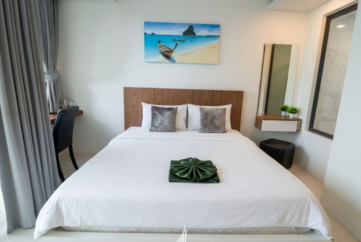 🌴 JAPANDI JEM AT TREE CONDO | DIRECT POOL ACCESS ✨