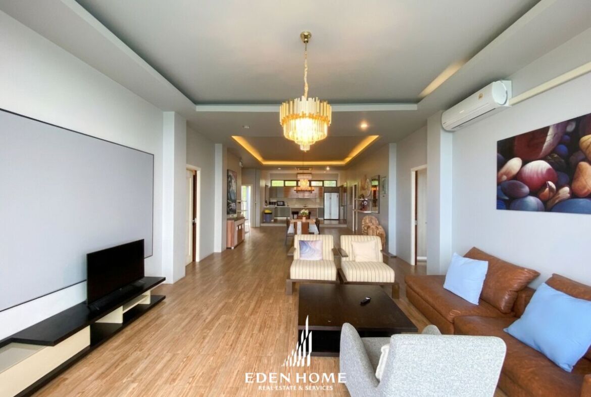 The Nakara Hill Phuket (Sea View Pool Villa)