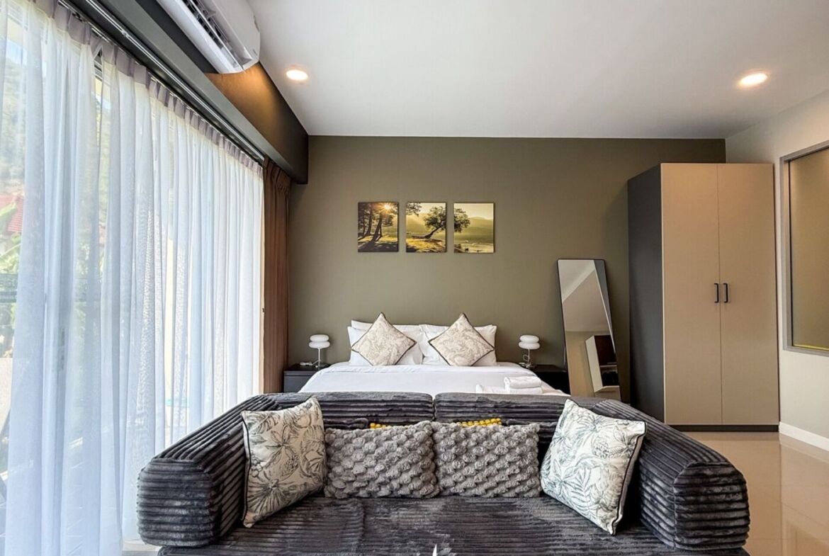 ⛰️ HIGH-YIELD INVESTMENT RETREAT — THE CHIC CONDOMINIUM KARON 🌊