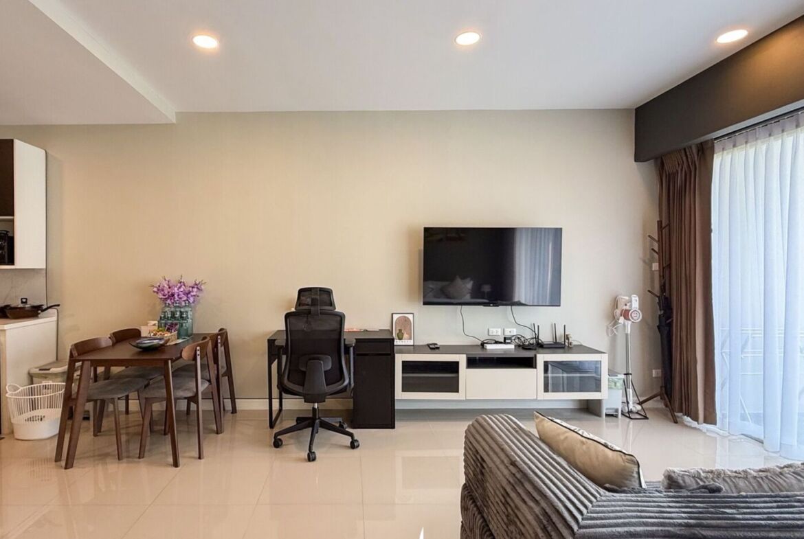 ⛰️ HIGH-YIELD INVESTMENT RETREAT — THE CHIC CONDOMINIUM KARON 🌊