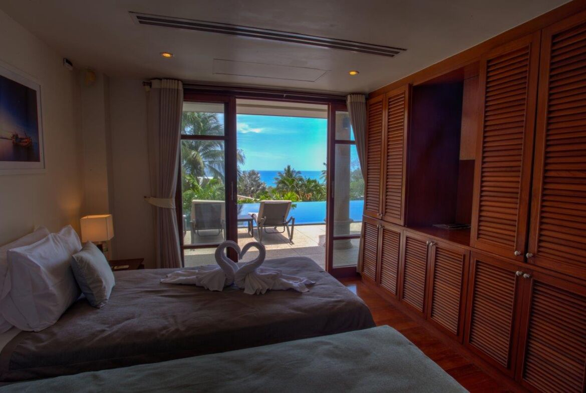 Overlooking Oceanview Villa – Surin Beach, Phuket