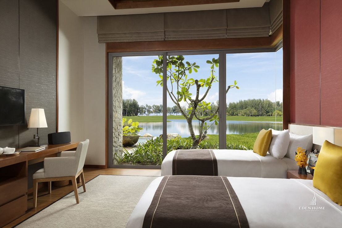 AQUELLA   Lakeside Pool Villas