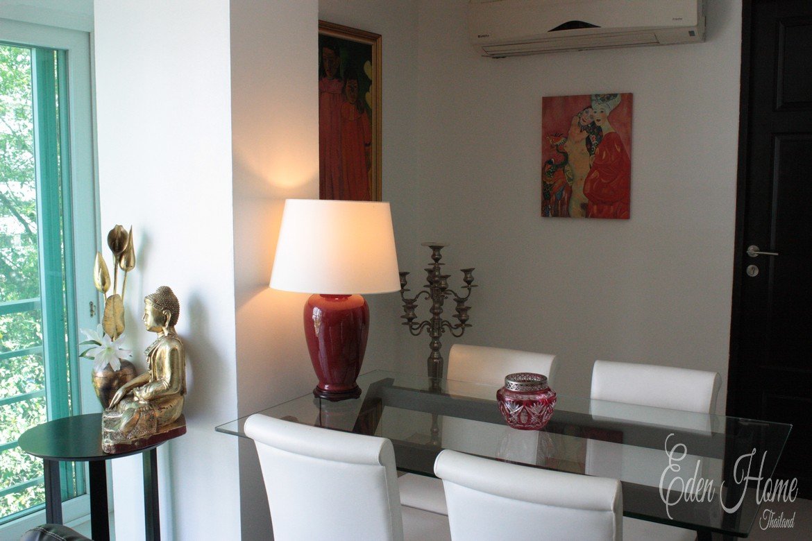 Spacious 2 bedroom condo, Patong