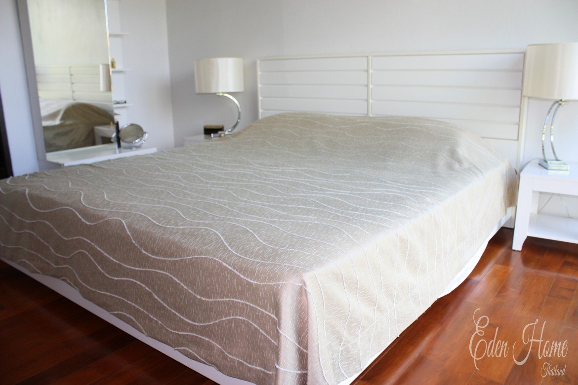 Spacious 2 bedroom condo, Patong