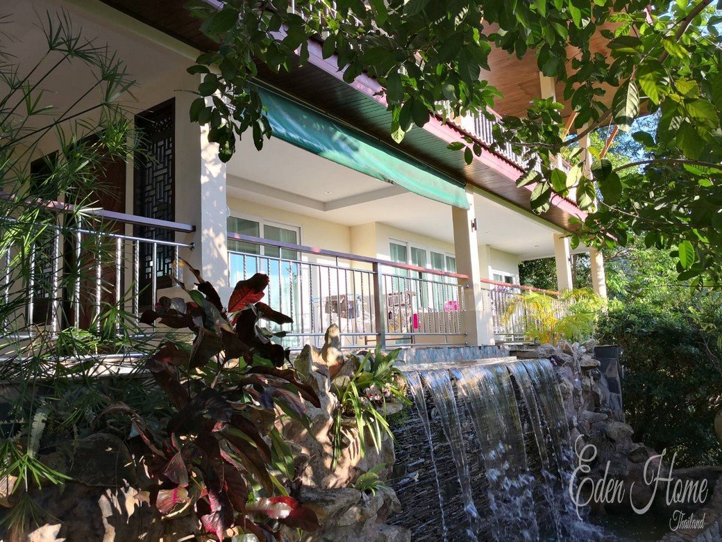 Outstanding 3 Bedroom Penthouse with golf and mountain view for rent