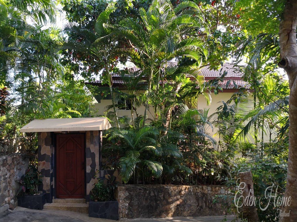 Outstanding 3 Bedroom Penthouse with golf and mountain view for rent