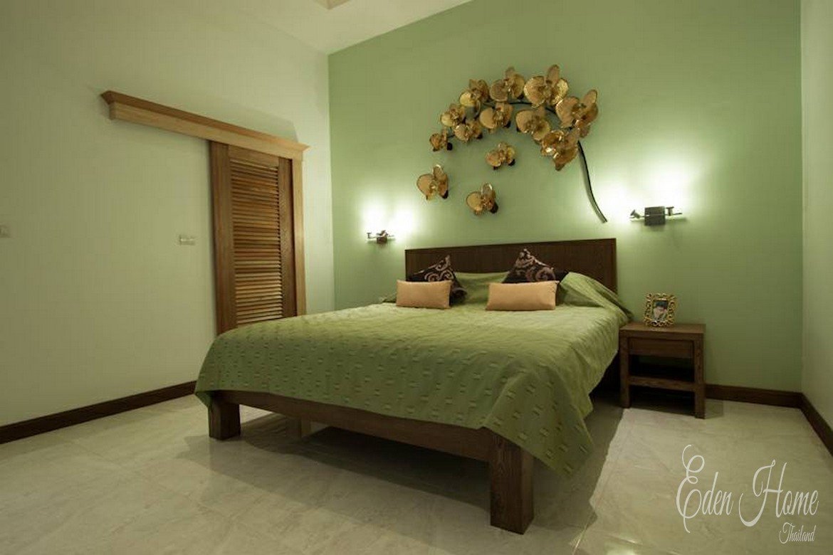 Outstanding 3 Bedroom Penthouse with golf and mountain view for rent