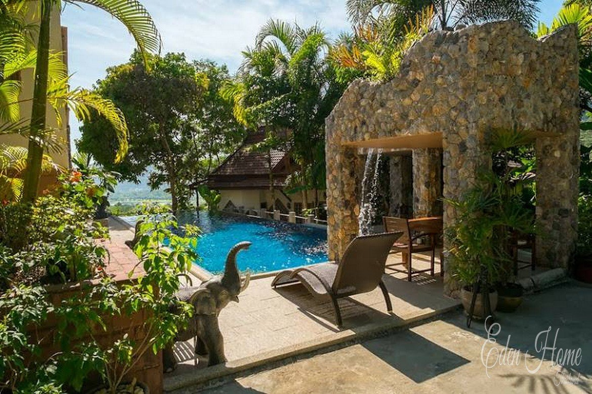 Outstanding 3 Bedroom Penthouse with golf and mountain view for rent