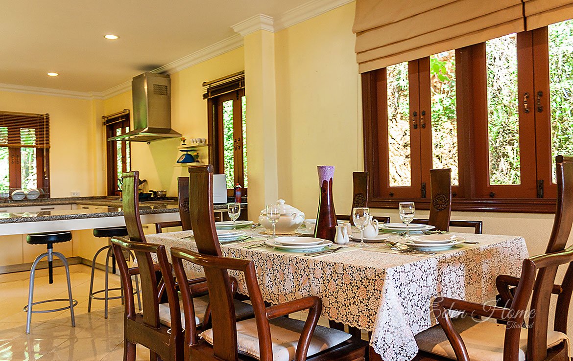 dining room