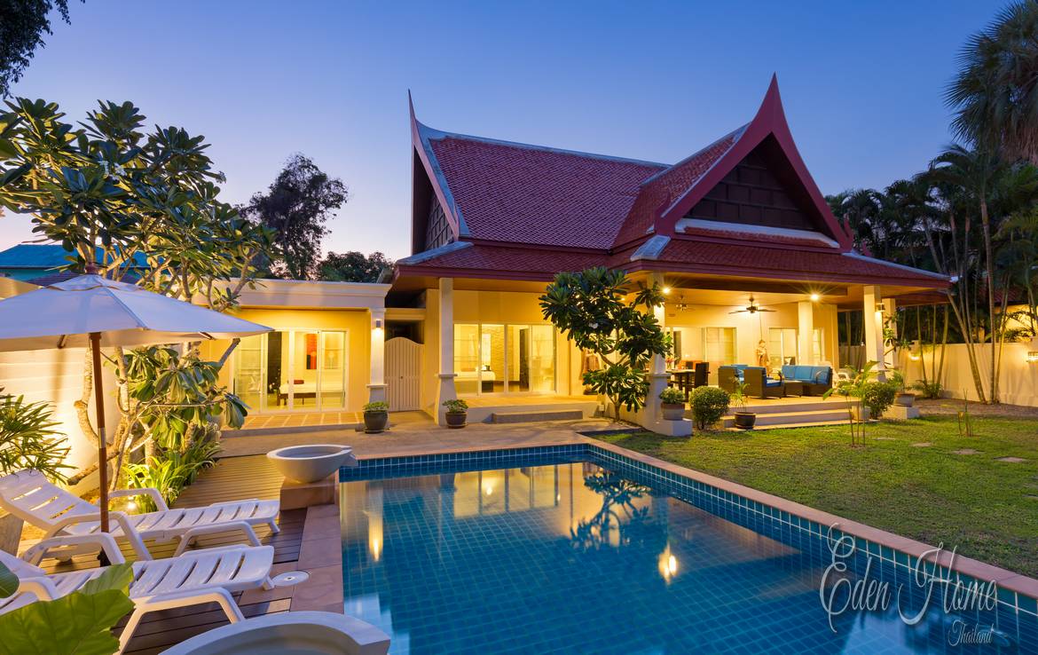 Holiday Pool Villa 3 Bedroom, Rawai