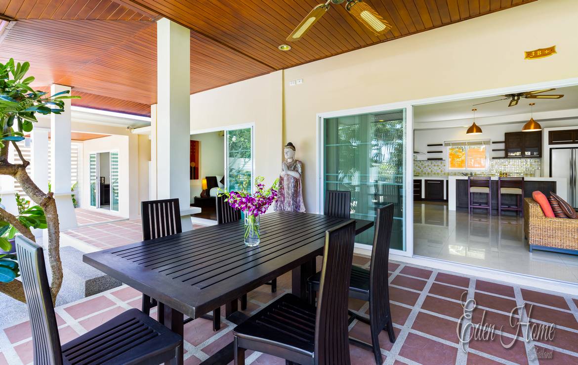 Holiday Pool Villa 3 Bedroom, Rawai