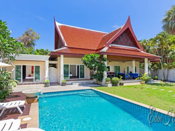 Holiday Pool Villa 3 Bedroom, Rawai